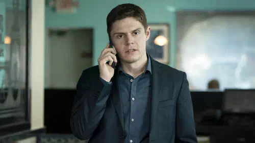 assets/evan-peters-in-mare-of-easttown.jpeg