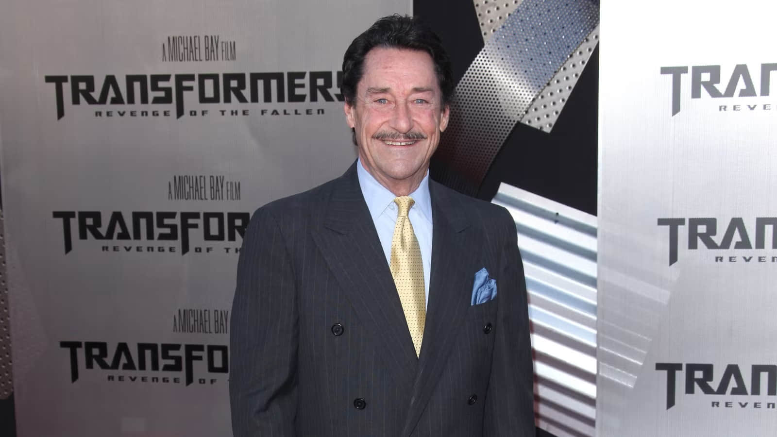 peter-cullen-on-the-transformers-revenge-of-the-fallen-red-carpet