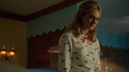 assets/marin-ireland-in-the-umbrella-academy.jpeg