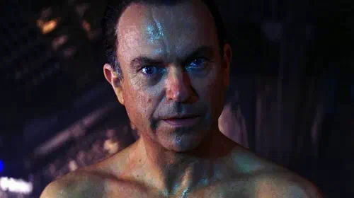 assets/sam-neill-shirtless-in-event-horizon-movie-still.jpeg