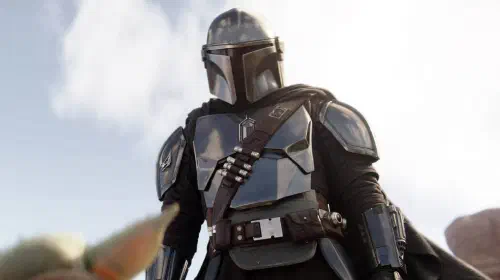 assets/din-djarin-looking-at-grogu-in-the-mandalorian-season-3.jpeg