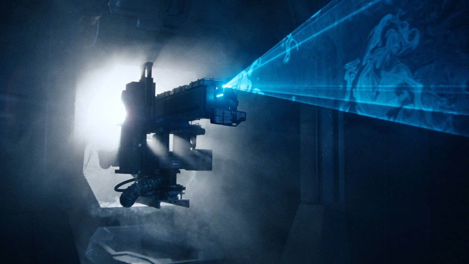 aliens-movie-projector.jpeg