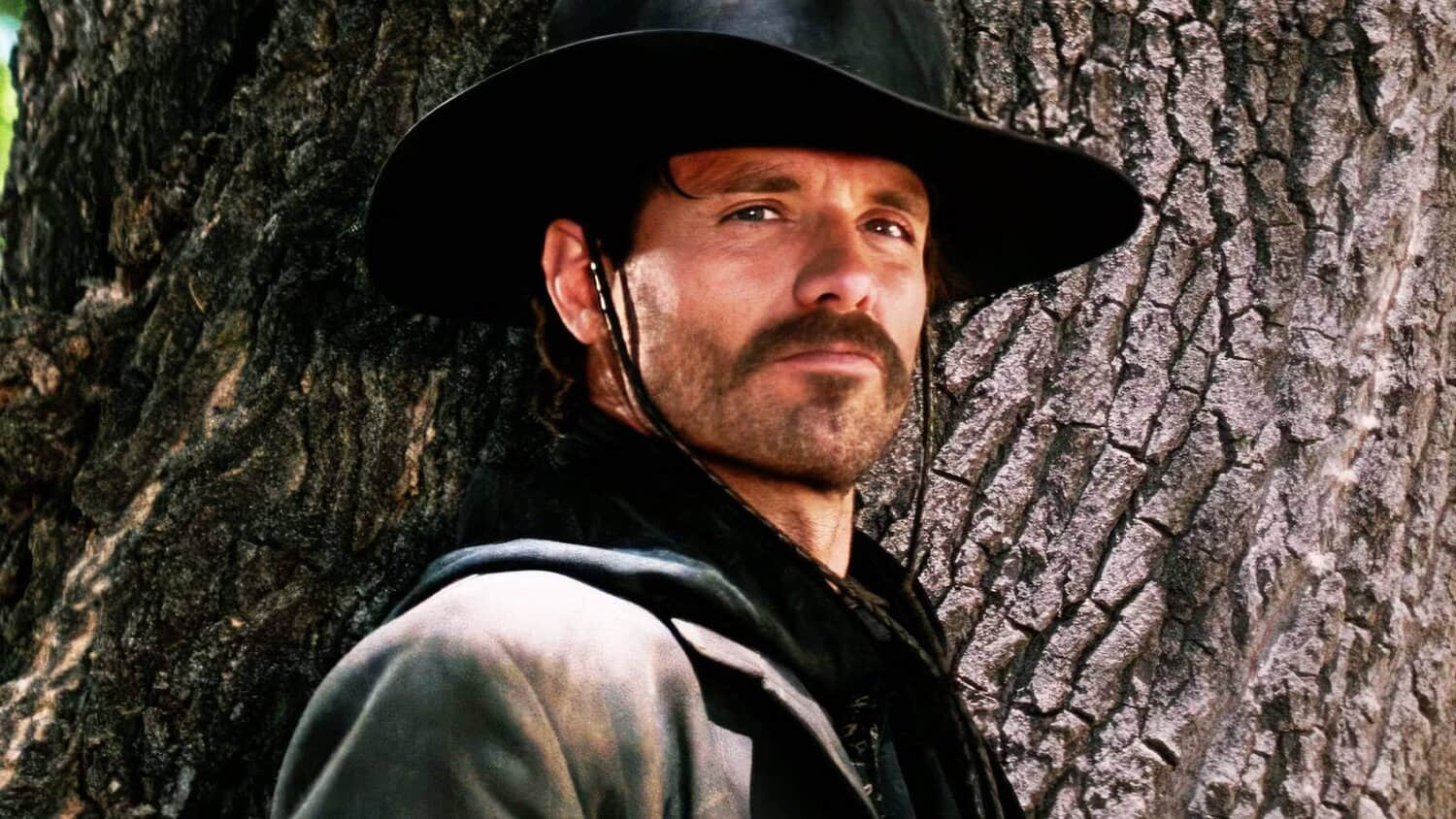 michael-beihn-as-johnny-ringo-by-a-tree-in-tombstone.jpeg