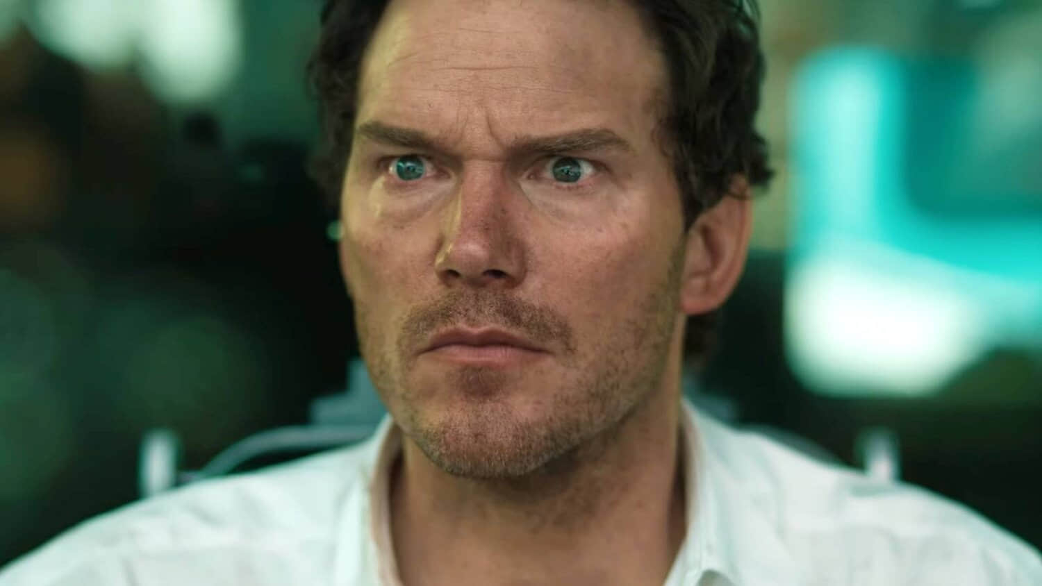 chris-pratt-is-emotional-as-he-looks-at-the-evidence-file-in-mercy.jpeg