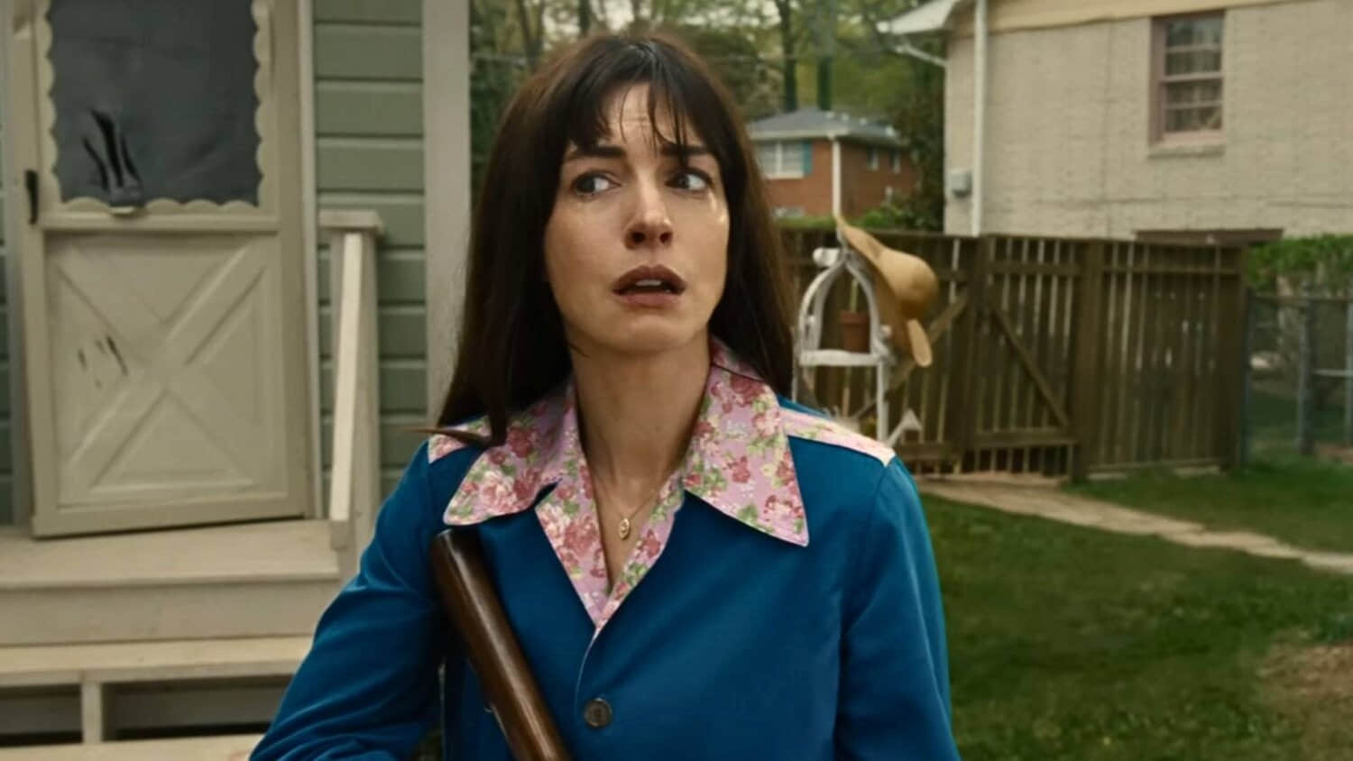 anne-hathaway-in-the-end-of-oak-street.jpeg