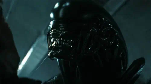 assets/xenomorph-in-alien-earth-1.jpeg