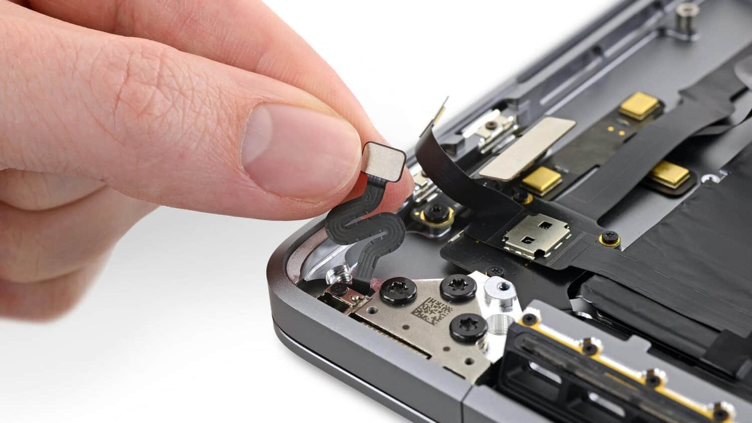 MacBook-Pro-lid-angle-sensor.jpeg