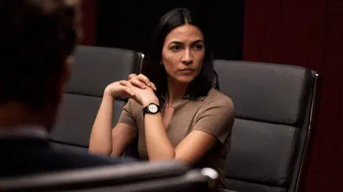 assets/natalee-linez-in-cia.jpeg