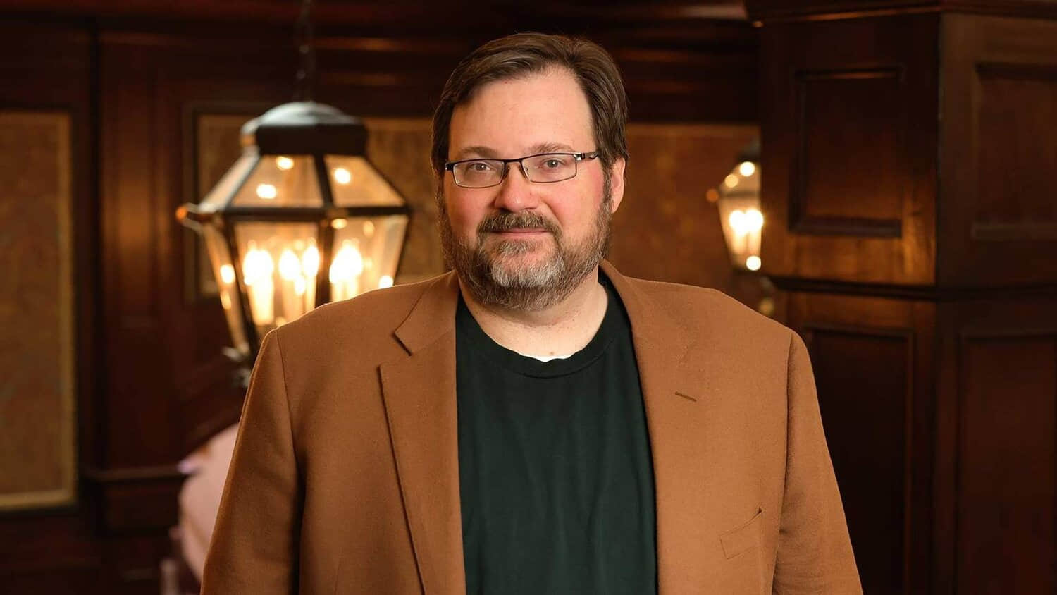 brandon-sanderson.jpeg