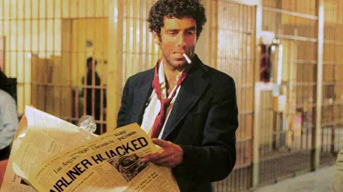 assets/elliott-gould-in-the-long-goodbye.jpeg