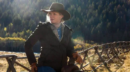 assets/yellowstone-gretchen-mol-evelyn-dutton.jpeg