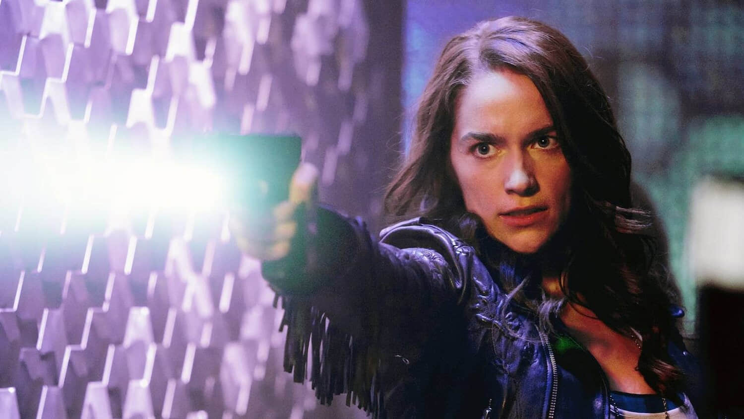 melanie-scrofano-in-wynonna-earp.jpeg