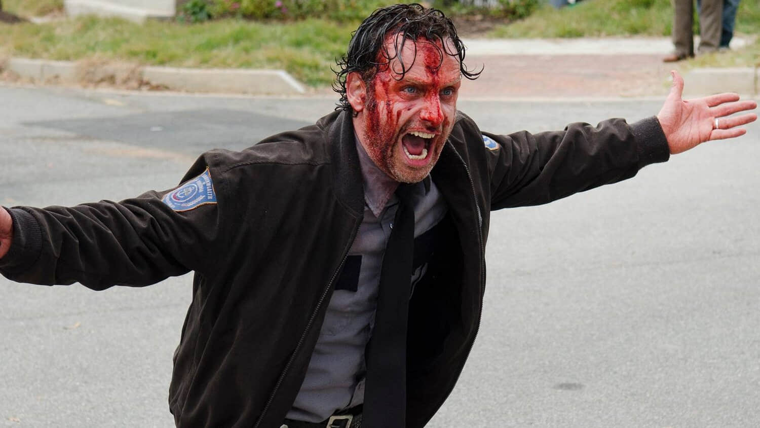 andrew-lincoln-as-rick-grimes-angry-and-covered-in-blood-in-the-walking-dead.jpeg