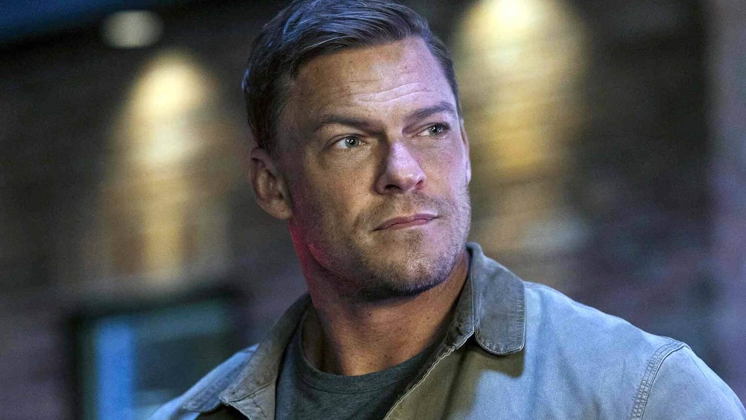 alan-ritchson-in-reacher.jpeg