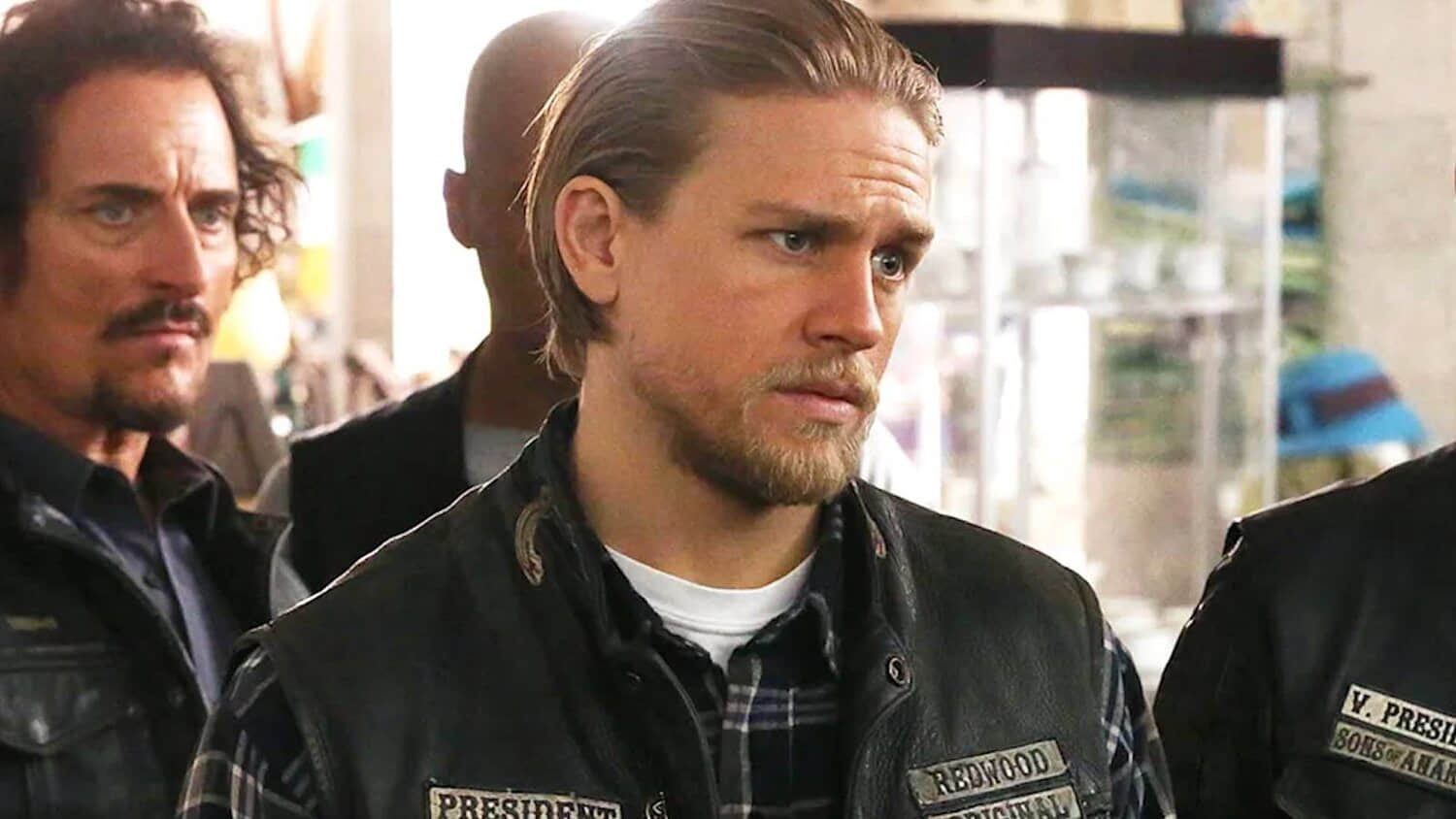 charlie-hunnam-in-sons-of-anarchy.jpeg