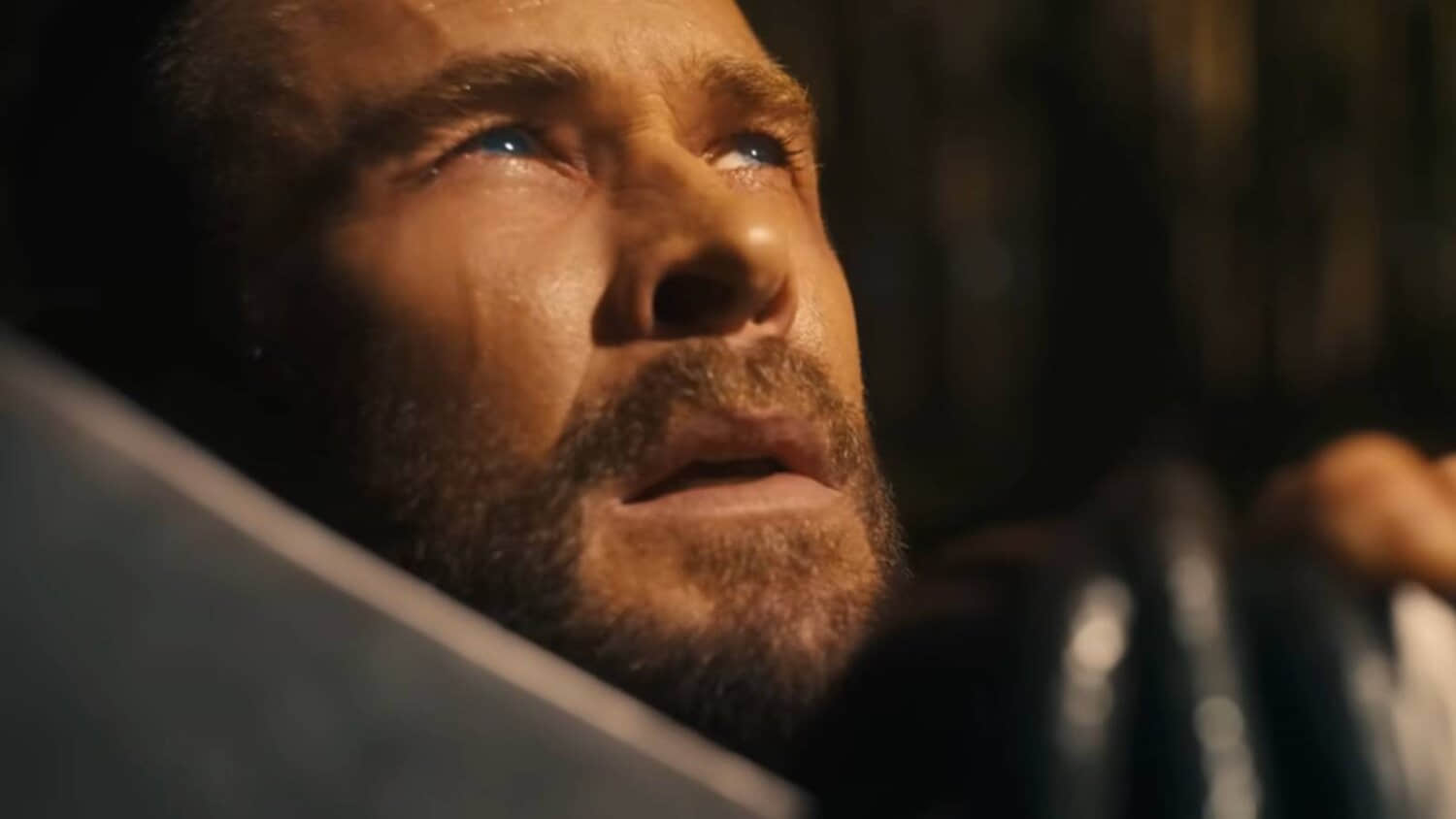 thor-praying-with-stormbreaker-in-avengers-doomsday-trailer.jpeg