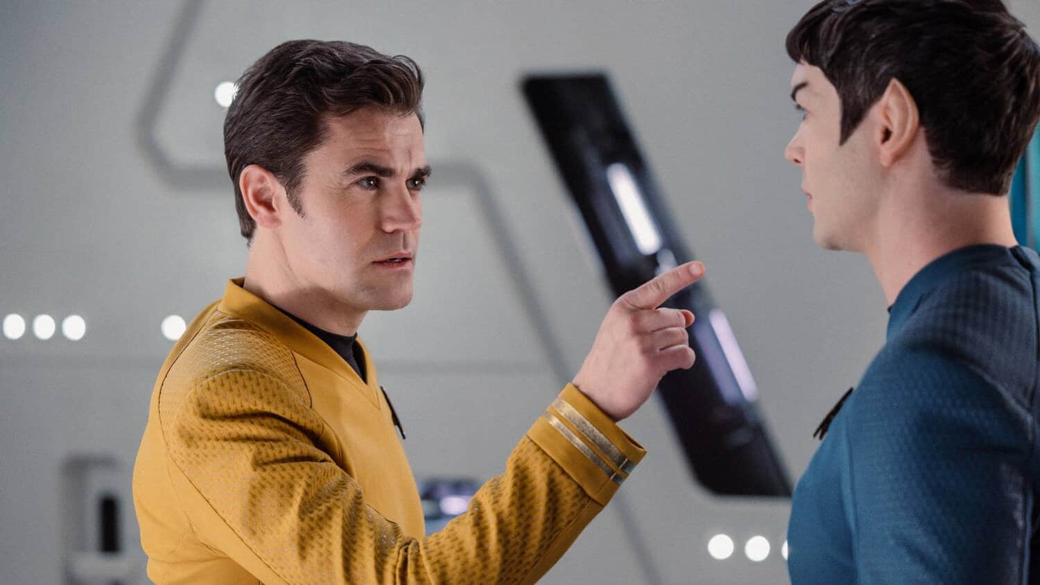 kirk-points-at-spock.jpeg