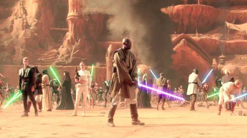 assets/the-battle-of-geonosis-in-attack-of-the-clones.jpeg