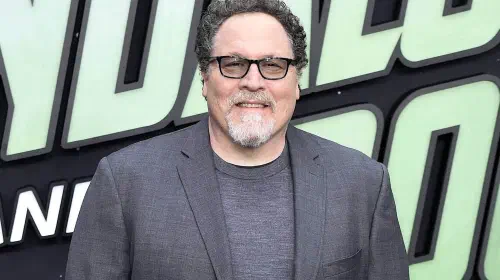 assets/jon-favreau-at-star-wars-the-mandalorian-and-grogu-uk-fan-event.jpeg