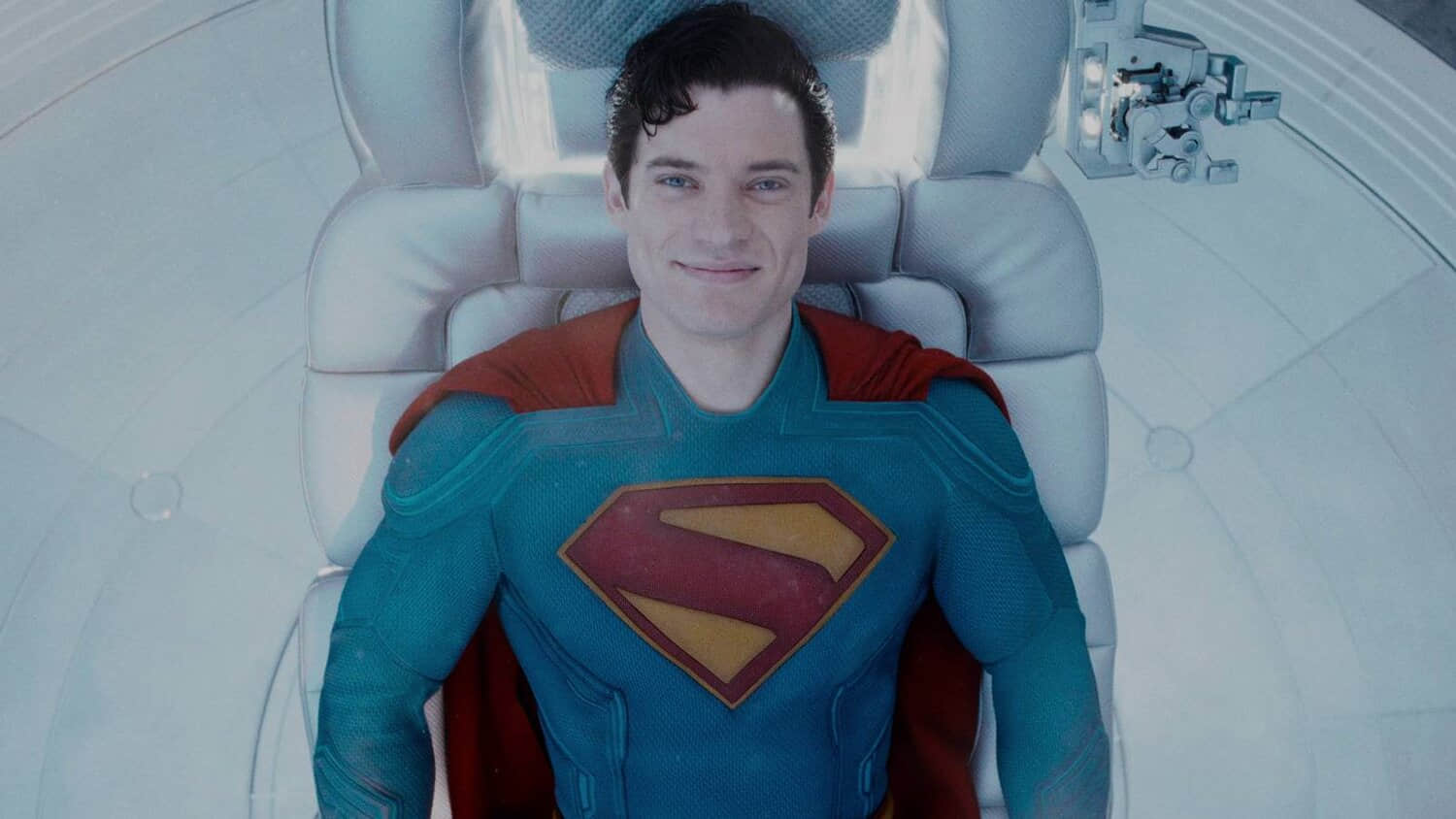 david-corenswet-smiling-at-the-end-of-superman.jpeg