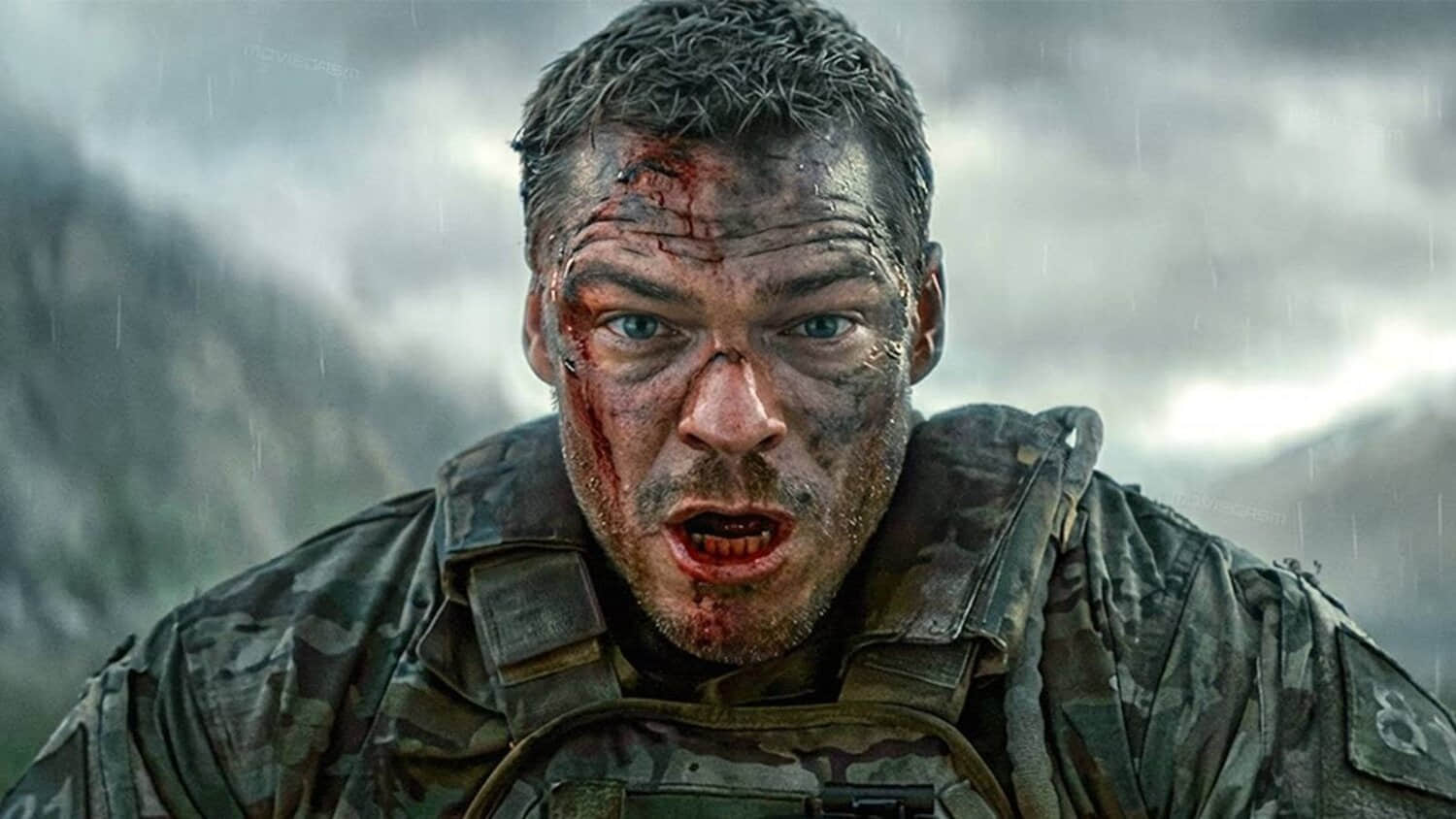 alan-ritchson-bloodied-from-battle-in-war-machine-2026.jpeg