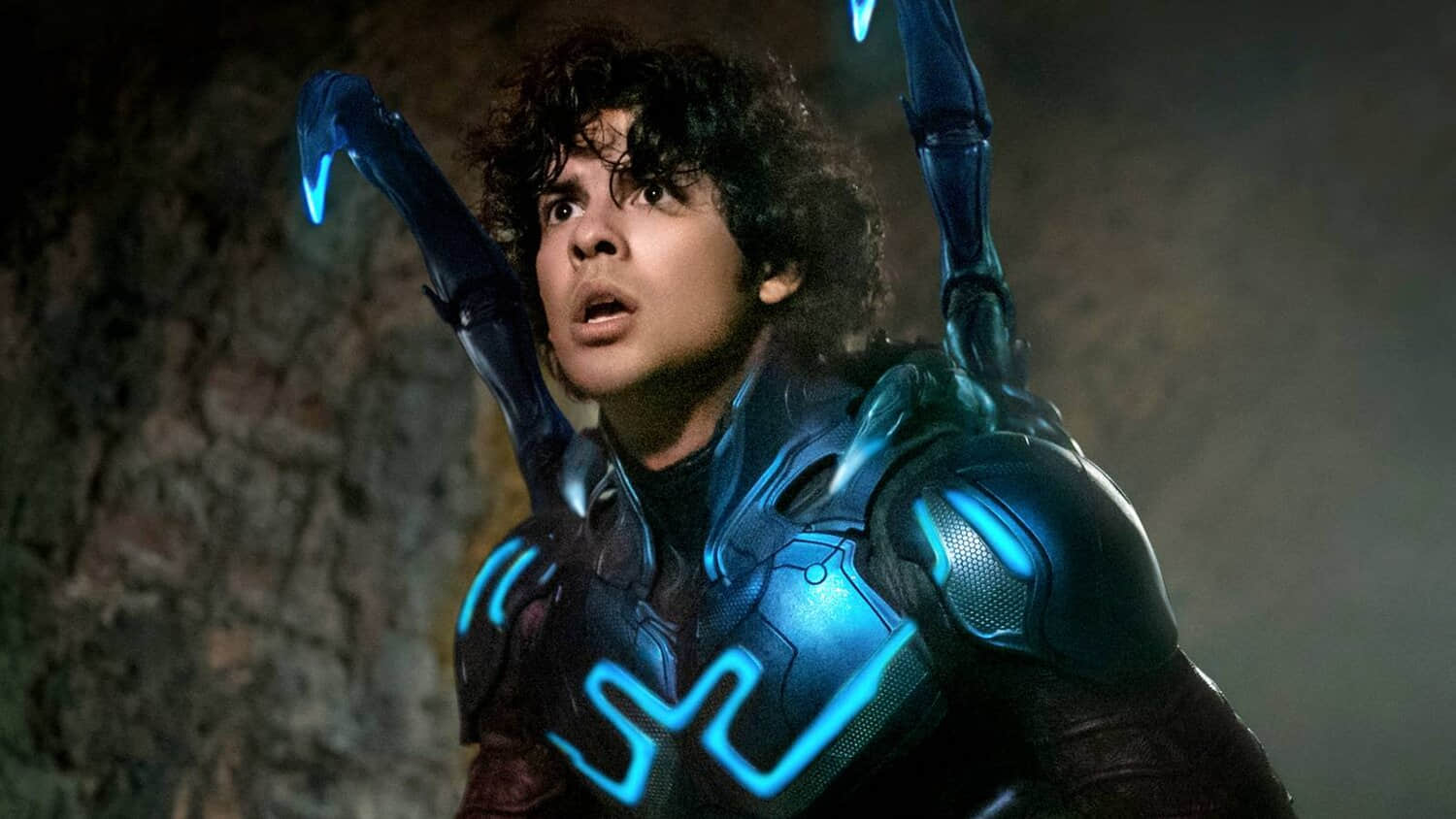 xolo-mariduena-looking-shocked-in-blue-beetle.jpeg