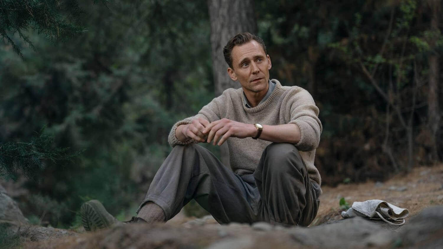 tom-hiddleston-apple-tv-drama-gets-career-best-reviews.jpeg
