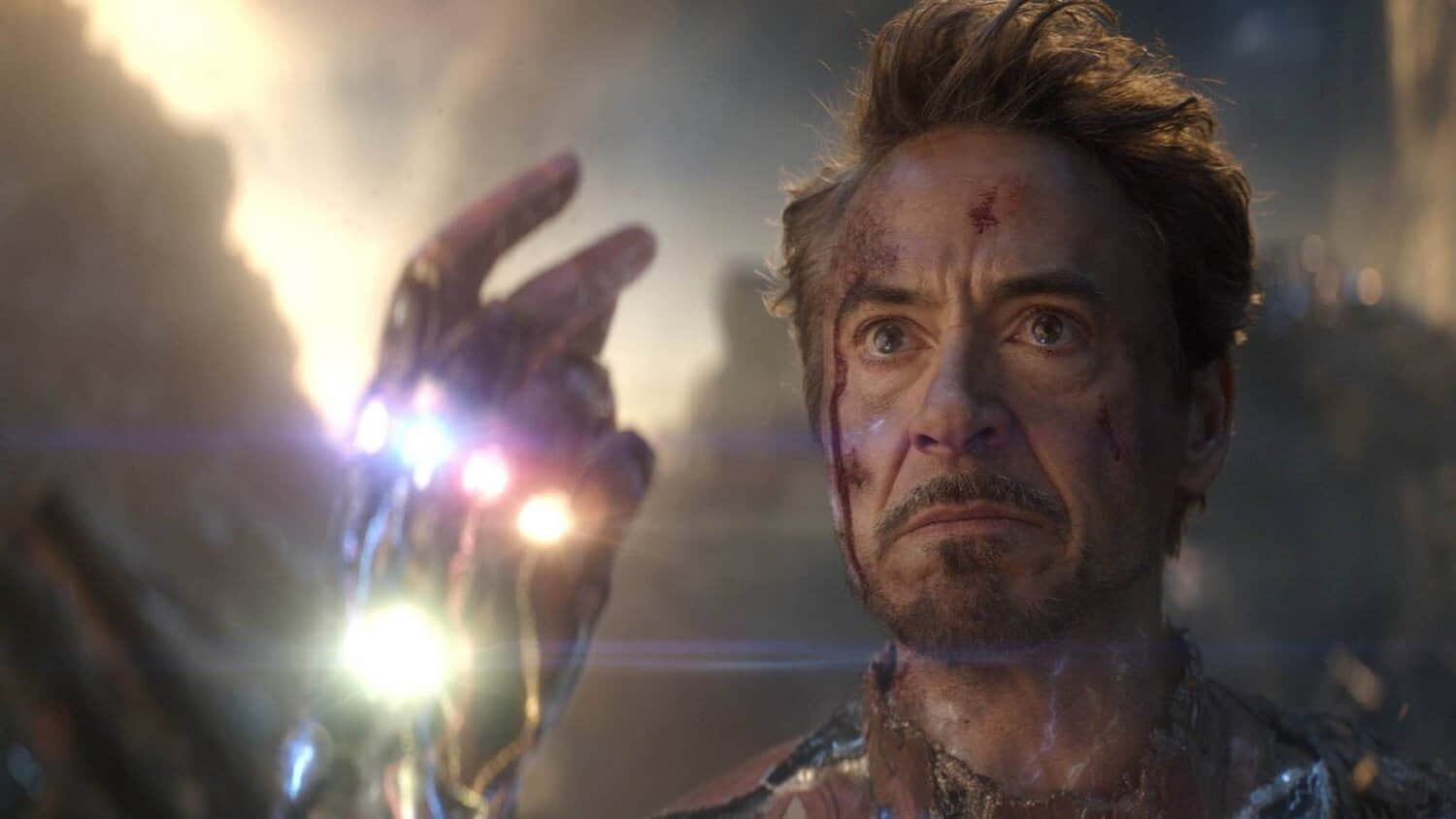 tony-stark-about-to-snap-his-fingers-in-avengers-endgame.jpeg