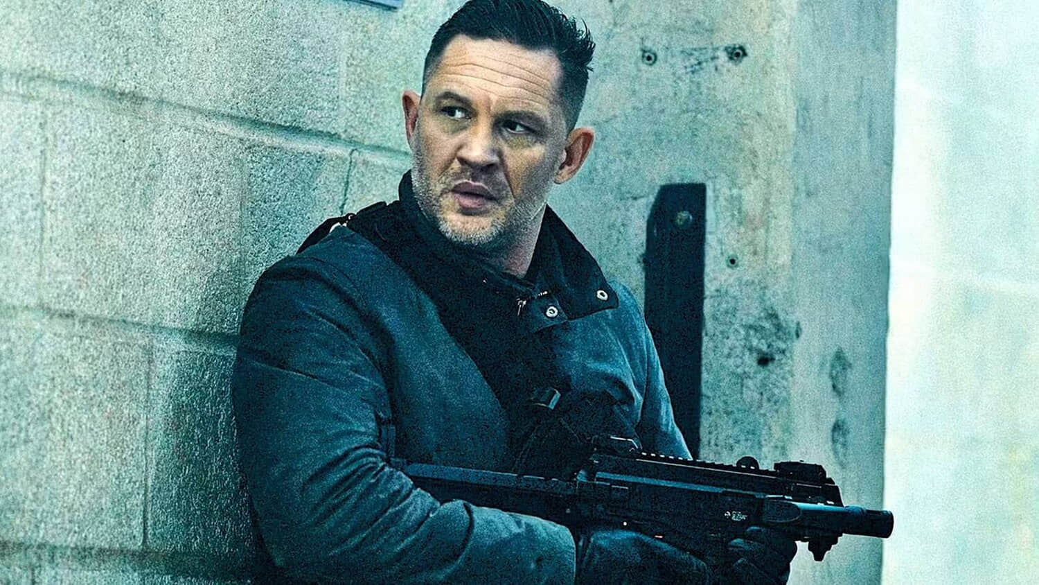 tom-hardy-in-mobland.jpeg