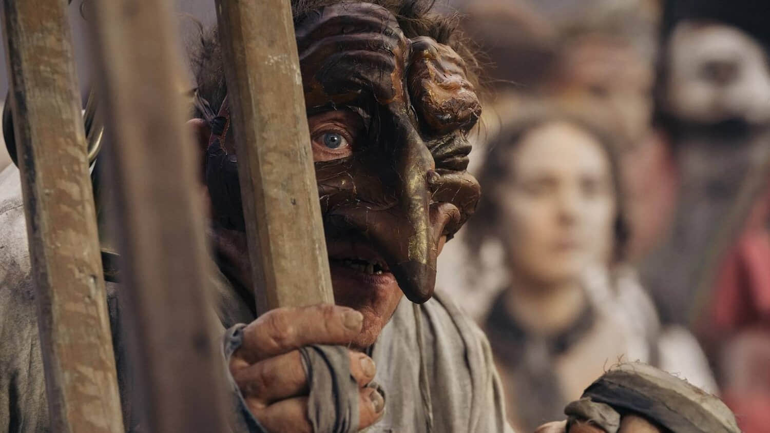 vincent-cassel-in-the-hunchback-soul-of-paris.jpeg