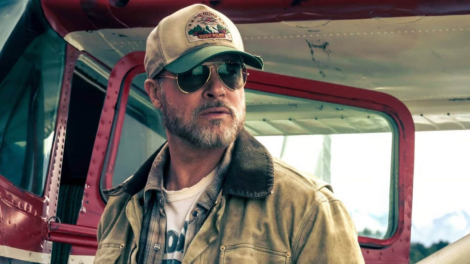 brad-pitt-looking-intensely-to-the-side-in-the-heart-of-the-beast-2.jpeg