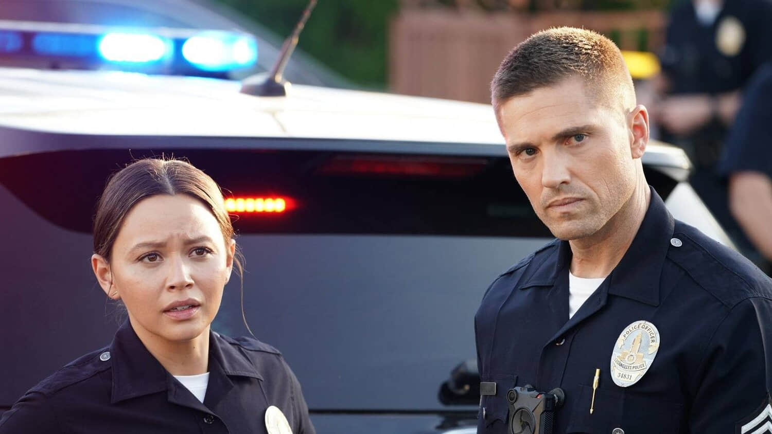 eric-winter-and-melissa-o-neill-in-the-rookie.jpeg