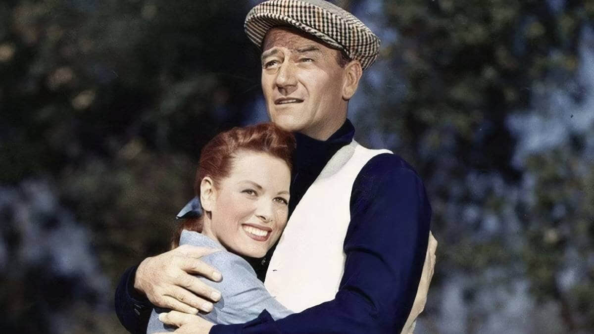 john-wayne-and-maureen-o-hara-hugging-in-the-quiet-man.jpeg