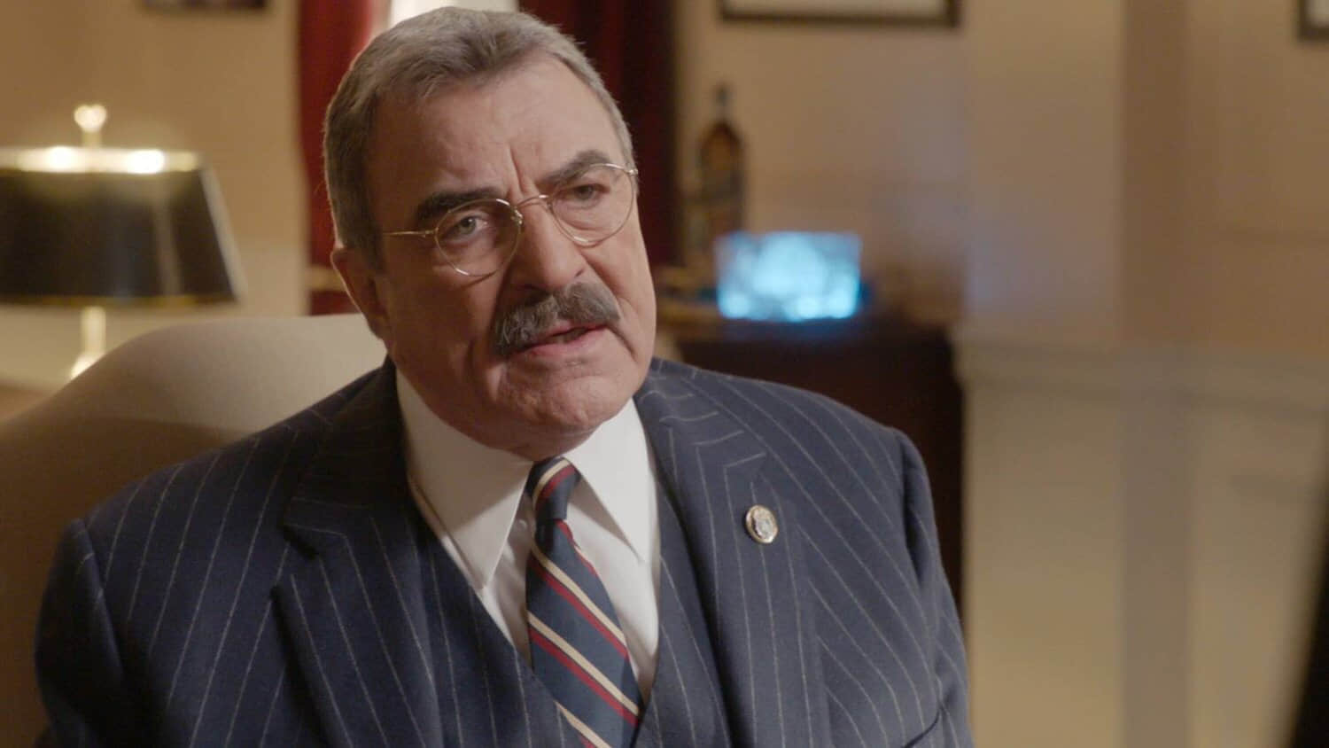 tom-selleck-looking-angry-as-frank-in-an-episode-of-blue-bloods-season-14.jpeg