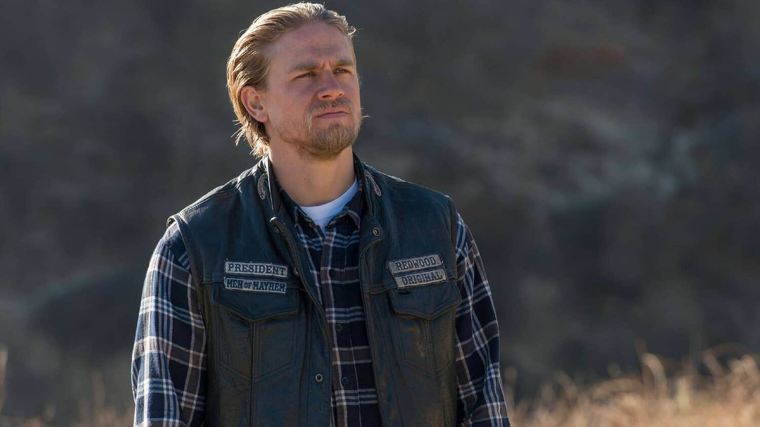 charlie-hunnam-in-sons-of-anarchy.jpeg