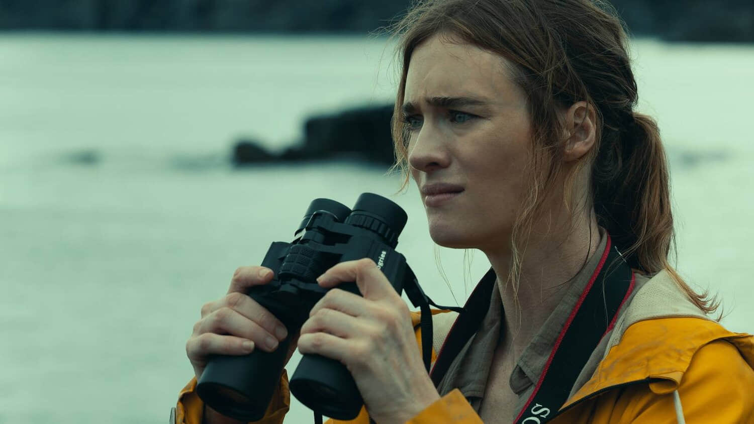 mackenzie-davis-in-netflix-s-below.jpeg